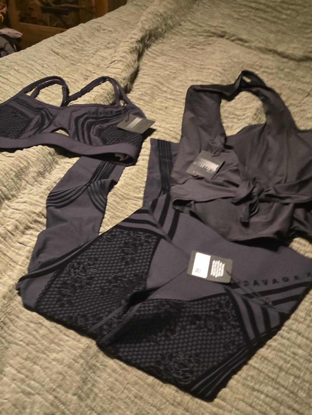 Savage X Fenty Seamless Sports Bra & Active Leggings Set With Crop Top Nwt L/xl